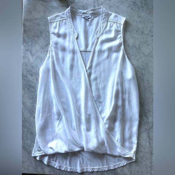 Splendid Hi-Low Surplice Sleeveless Blouse White - Picture 5 of 9